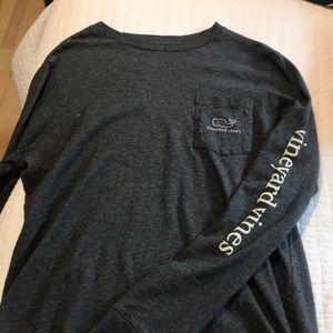 Dark grey vineyard vines shirt